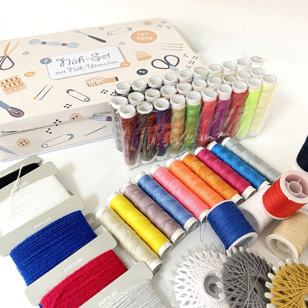Wholesale Colors  Polyester / Cotton/Wool Yarn Thread Hand Sewing Threads in Tin Box for Sewing Supplies